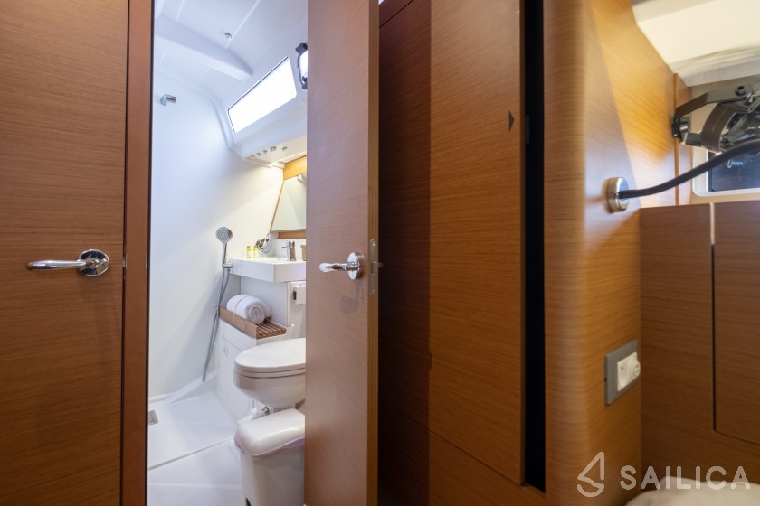 Sun Odyssey 440 - Yacht Charter Sailica