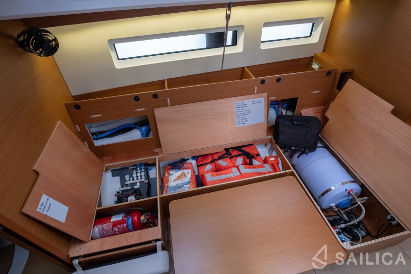 Sun Odyssey 440 - Yacht Charter Sailica