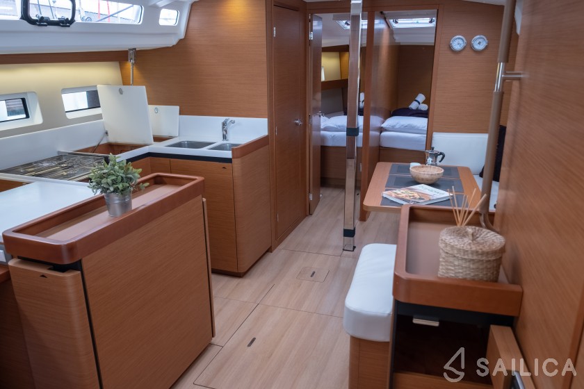 Sun Odyssey 440 - Yacht Charter Sailica