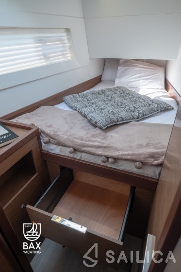 Lagoon 40 - Yacht Charter Sailica