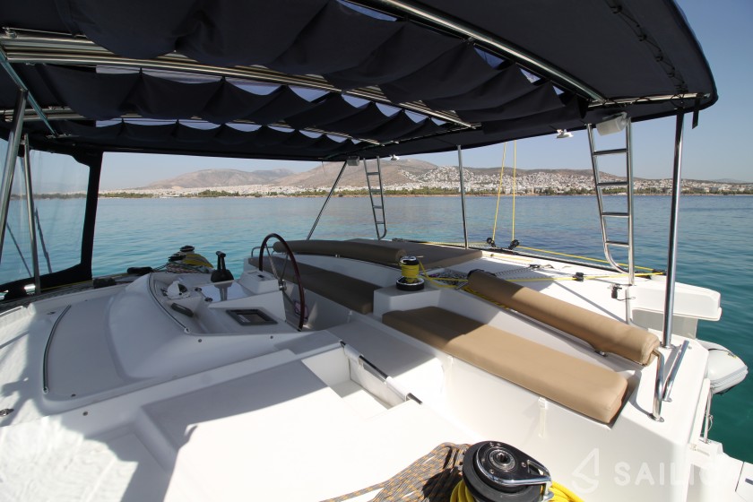Lagoon 500 - Yacht Charter Sailica
