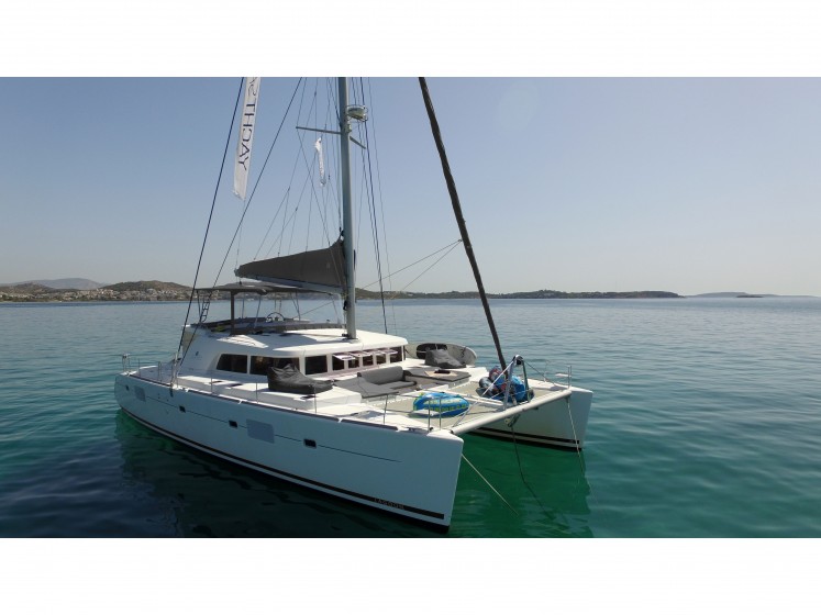 Lagoon 500 - Yacht Charter Sailica