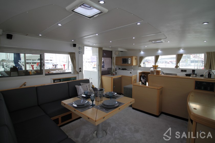 Lagoon 500 - Yacht Charter Sailica