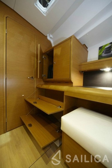 Sun Odyssey 439 - Yacht Charter Sailica