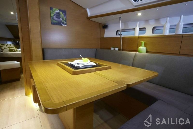 Sun Odyssey 439 - Yacht Charter Sailica