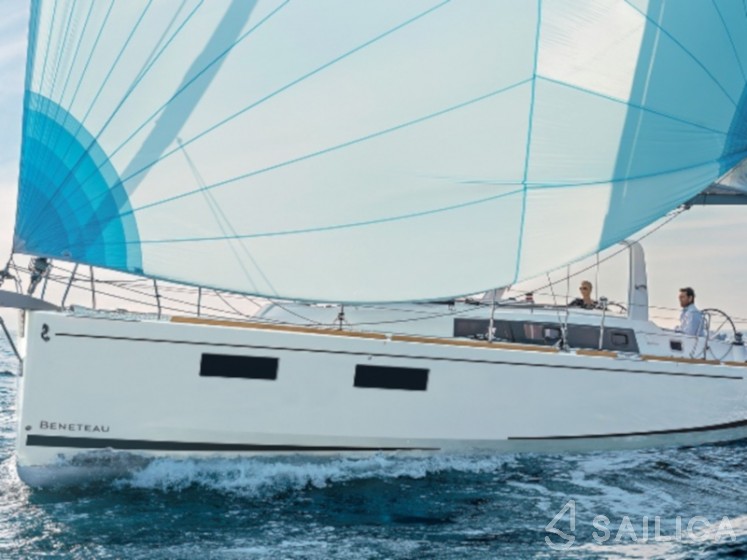 Oceanis 38.1 - Yacht Charter Sailica