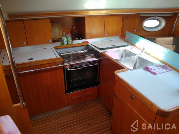 Elan 434 - Yacht Charter Sailica