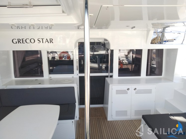 Lagoon 450  Flybridge - Yacht Charter Sailica