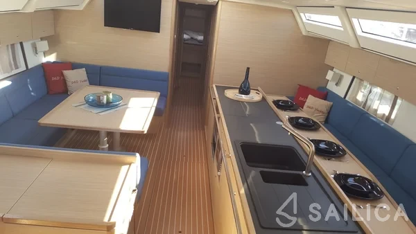 D&D Kufner 54 - Yacht Charter Sailica