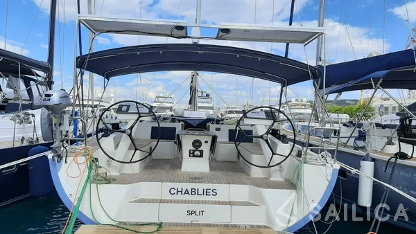 D&D Kufner 54 - Yacht Charter Sailica