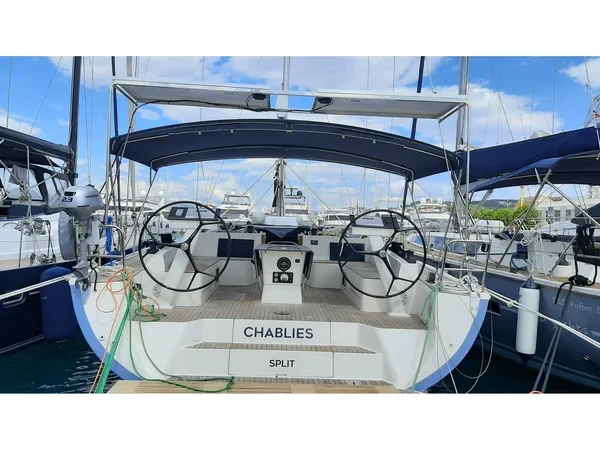 D&D Kufner 54 - Yacht Charter Sailica
