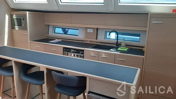 D&D Kufner 54 - Yacht Charter Sailica