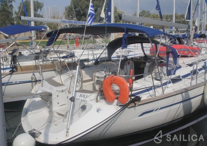 Bavaria Cruiser 41 - 3 cab. - Yacht Charter Sailica