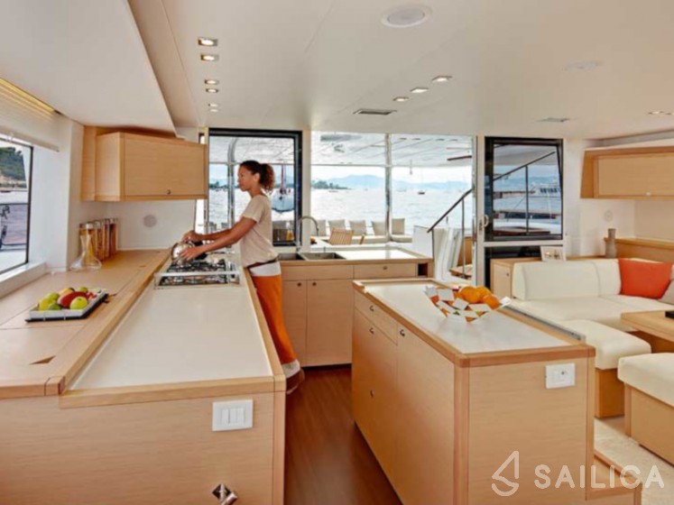 Lagoon 560 - Yacht Charter Sailica