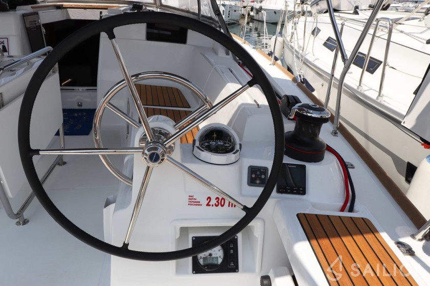 Sun Odyssey 449 - Yacht Charter Sailica