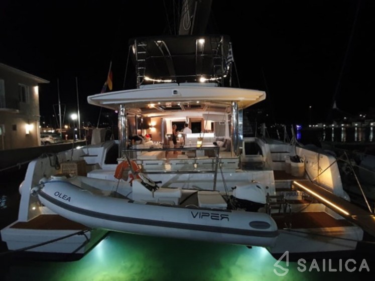 Bali 4.8  - Yacht Charter Sailica