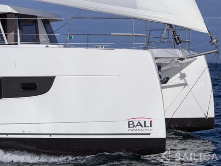 Bali 4.8  - Yacht Charter Sailica