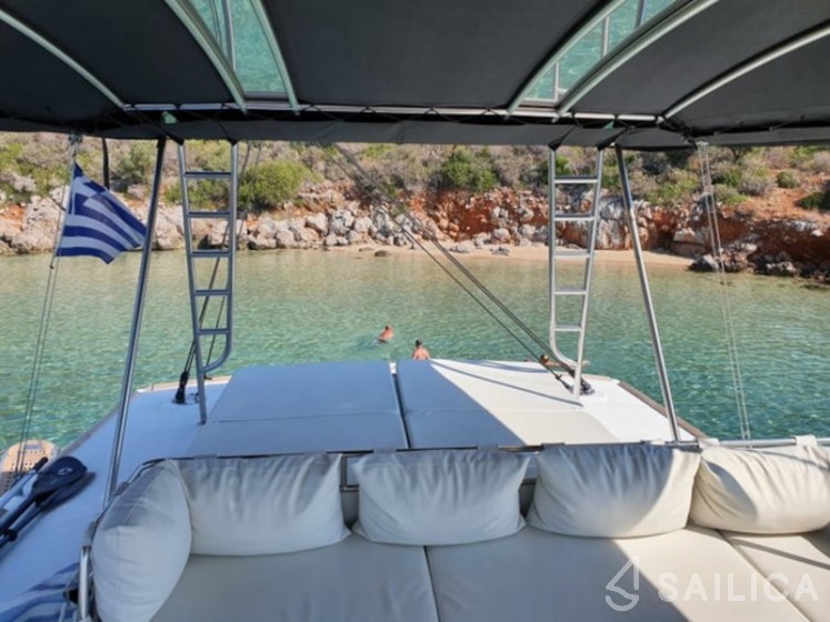 Bali 4.8  - Yacht Charter Sailica
