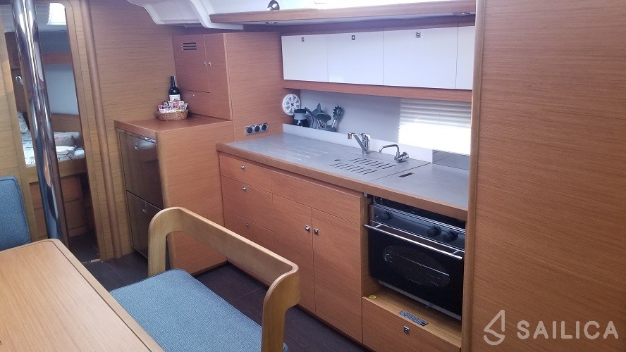 Dufour 430 - Yacht Charter Sailica