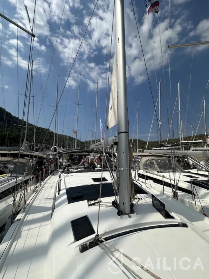 Dufour 430 - Yacht Charter Sailica