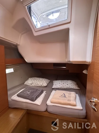 Dufour 430 - Yacht Charter Sailica