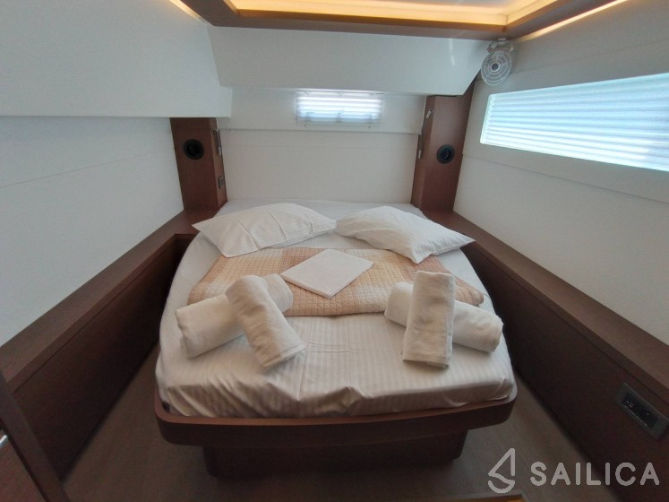 Lagoon 46  - Yacht Charter Sailica