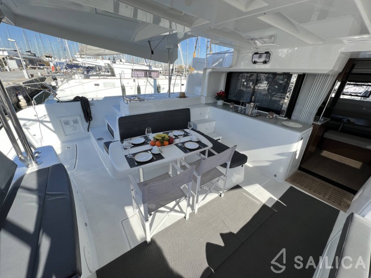 Lagoon 46  - Yacht Charter Sailica