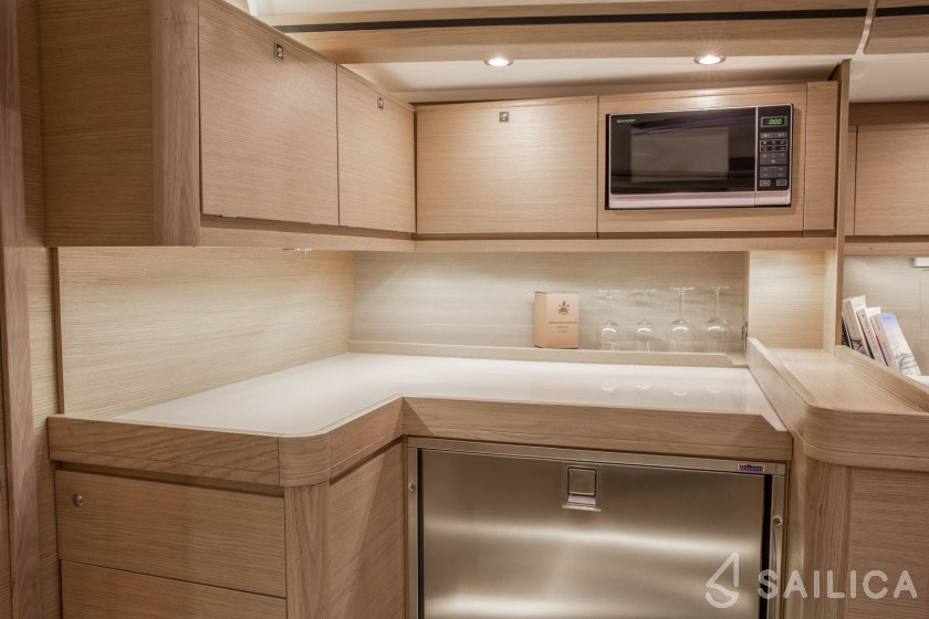Dufour 512 Grand Large - Yacht Charter Sailica