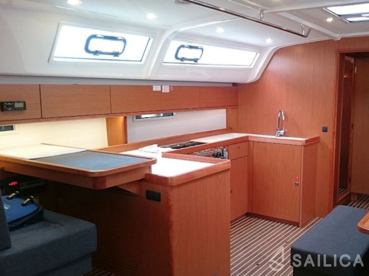 Bavaria 51 Cruiser - Yacht Charter Sailica