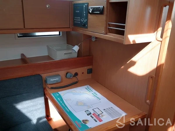 Bavaria 45 Cruiser - Yacht Charter Sailica