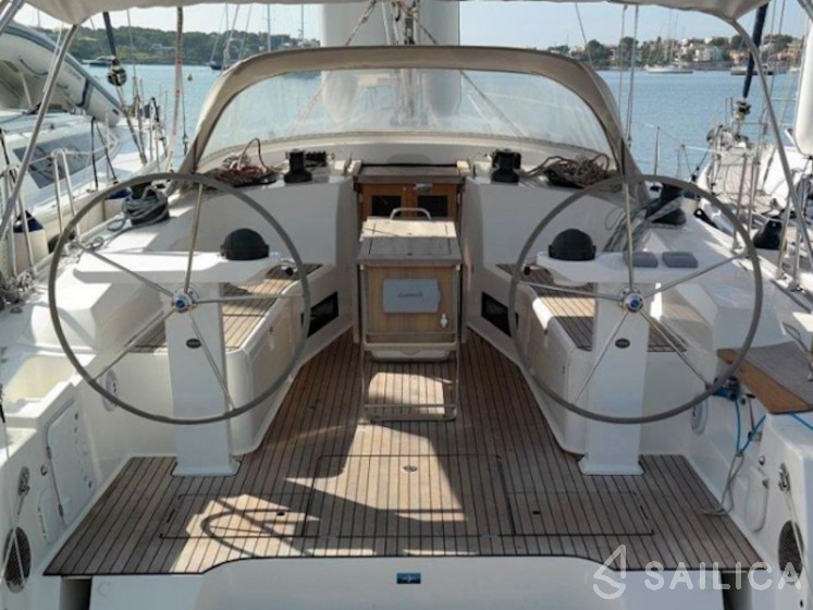 Bavaria 45 Cruiser - Yacht Charter Sailica