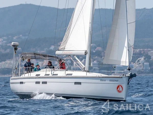 Bavaria 45 Cruiser - Yacht Charter Sailica