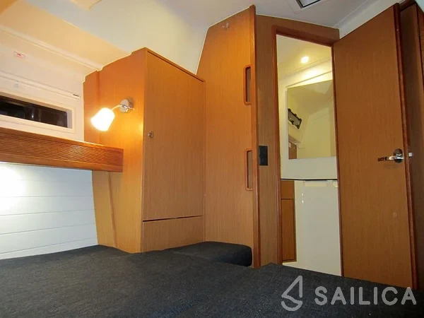 Bavaria 45 Cruiser - Yacht Charter Sailica
