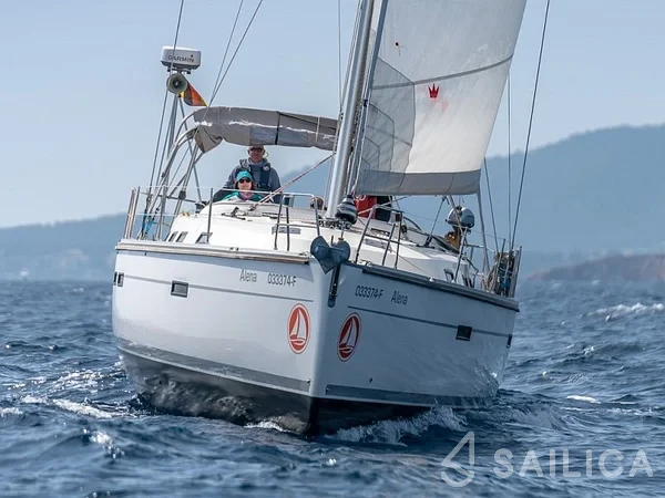 Bavaria 45 Cruiser - Yacht Charter Sailica
