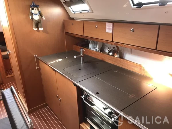 Bavaria 40 Cruiser S - Yacht Charter Sailica