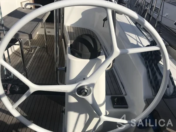 Bavaria 40 Cruiser S - Yacht Charter Sailica