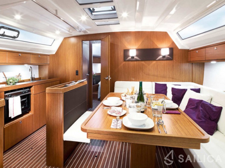 Bavaria 46 Cruiser - Yacht Charter Sailica