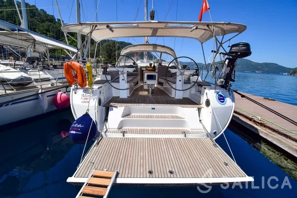 Bavaria 50 Cruiser - Yacht Charter Sailica