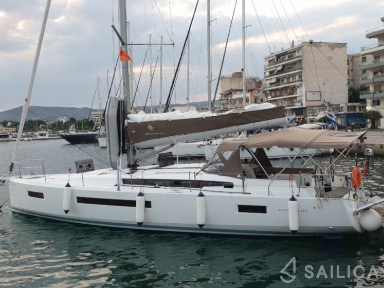Sun Odyssey 490 - Yacht Charter Sailica