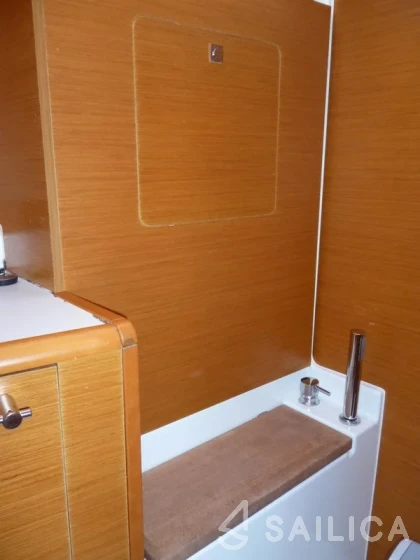 Sun Odyssey 439 - Yacht Charter Sailica