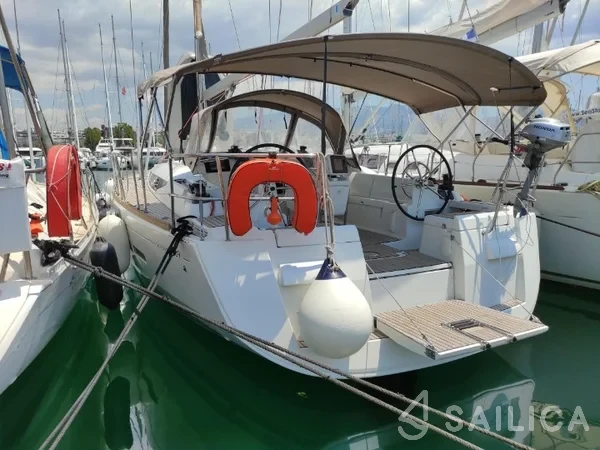 Sun Odyssey 439 - Yacht Charter Sailica