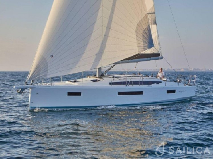 Sun Odyssey 410 - Yacht Charter Sailica