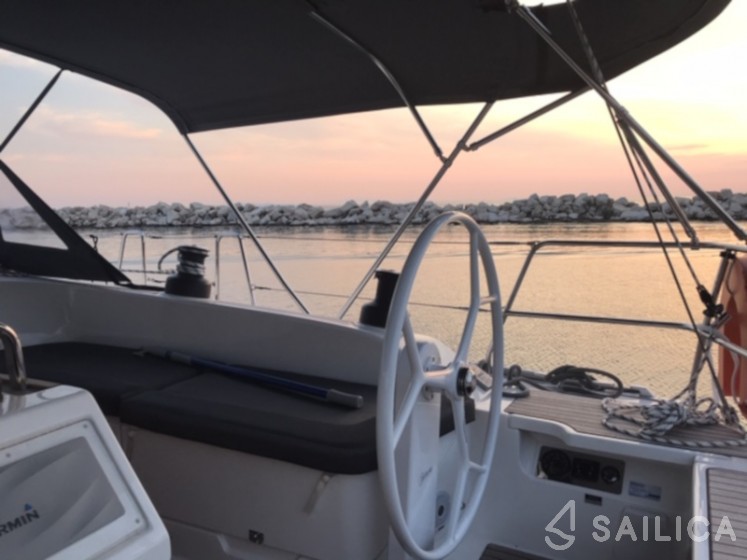Bavaria 51 Cruiser - Yacht Charter Sailica