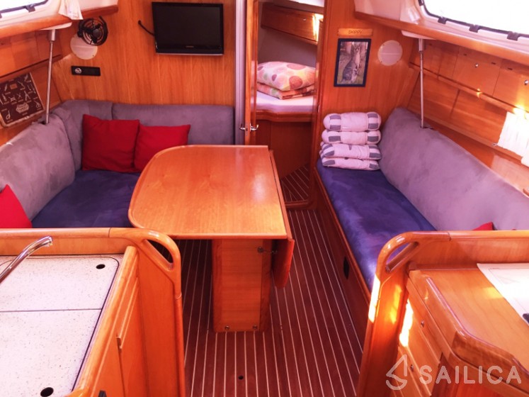 Bavaria 34 Cruiser - Yacht Charter Sailica