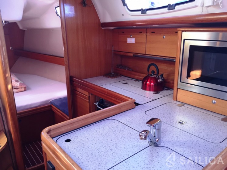Bavaria 34 Cruiser - Yacht Charter Sailica