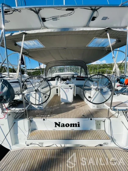 Oceanis 40.1 - Yacht Charter Sailica