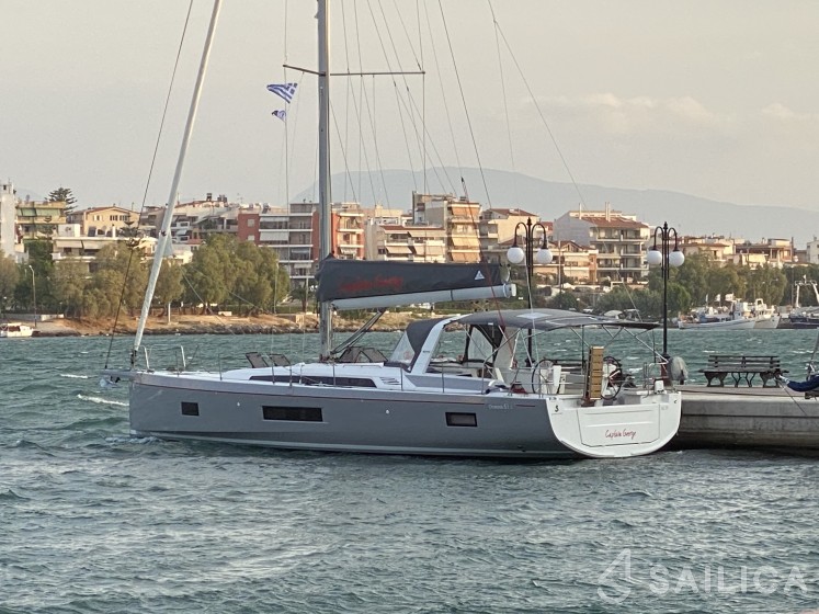 Oceanis 51.1 - Yacht Charter Sailica