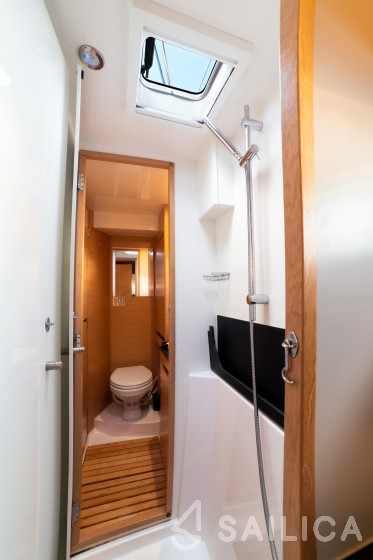 Nautitech 46 Fly - Yacht Charter Sailica