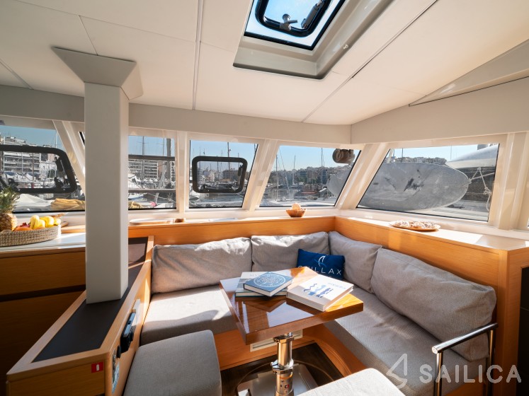 Nautitech 46 Fly - Yacht Charter Sailica