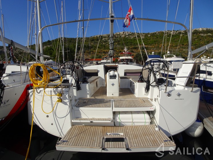 Sun Odyssey 490 - Yacht Charter Sailica